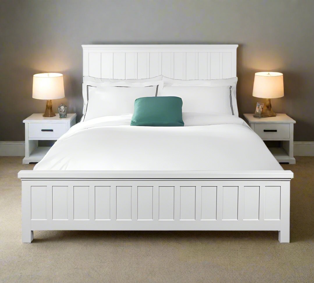 ADOUER WOOD "White Wooden Panel Bed with Elegant Headboard and Footboard"